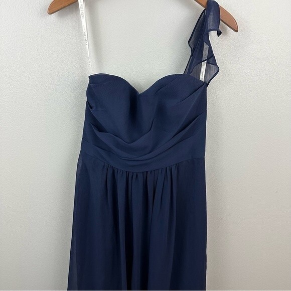 David’s Bridal Navy Long Crinkle Chiffon Bridesmaid Dress NWT Size 6 - Picture 4 of 16